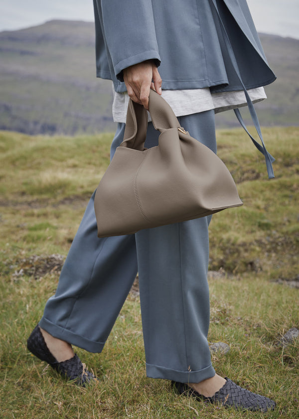 Polène Numéro Neuf Edition Textured Taupe | SN-PLN364900