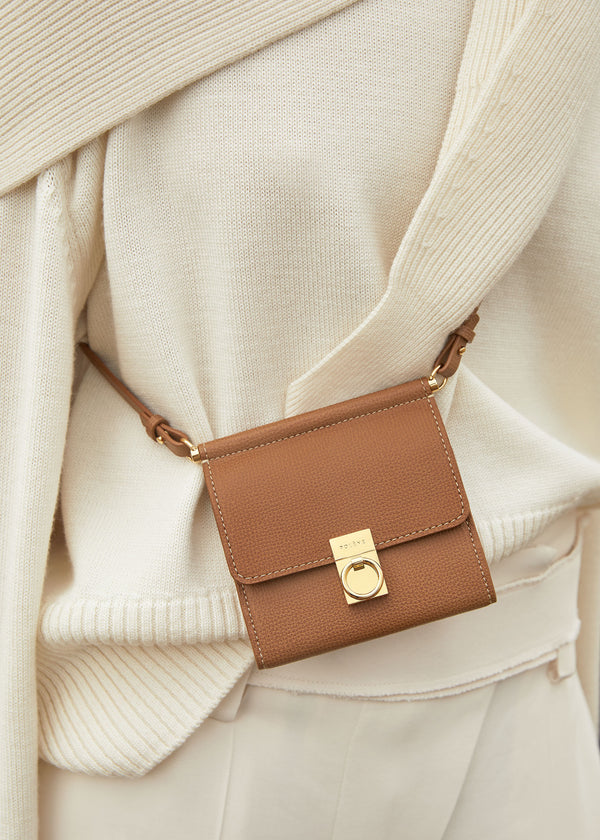 Polène Numéro Sept Crossbody Wallet Edition Textured Camel | SN-PLN364861