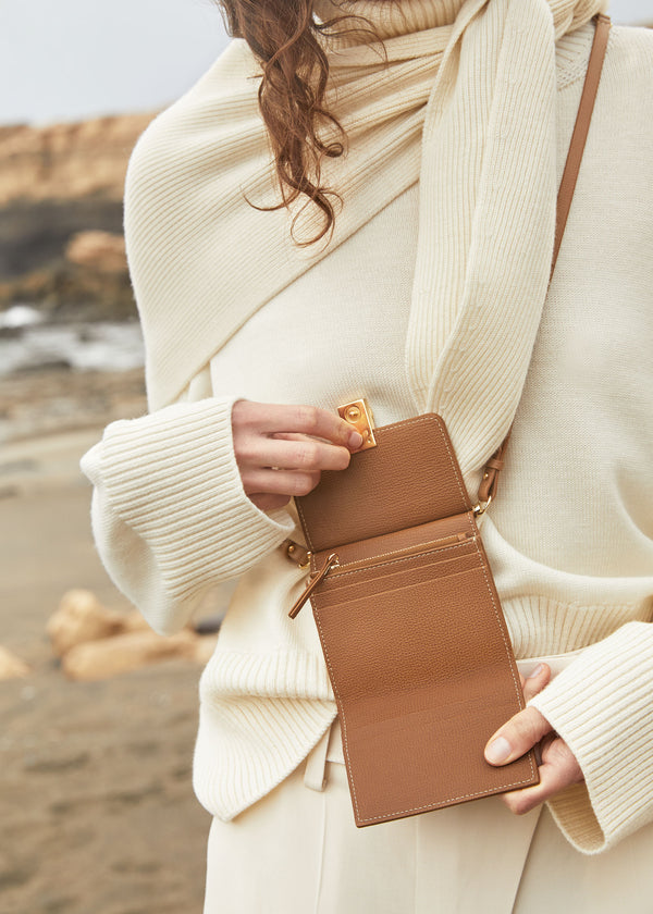 Polène Numéro Sept Crossbody Wallet Edition Textured Camel | SN-PLN364861