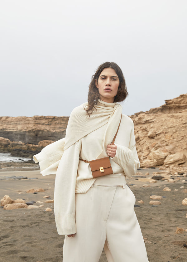 Polène Numéro Sept Crossbody Wallet Edition Textured Camel | SN-PLN364861